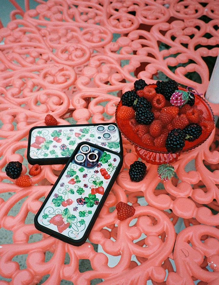 Wildflower Iphone 12 Pro Max Cases Bugs n Berries  USA |  XZTQ-62975