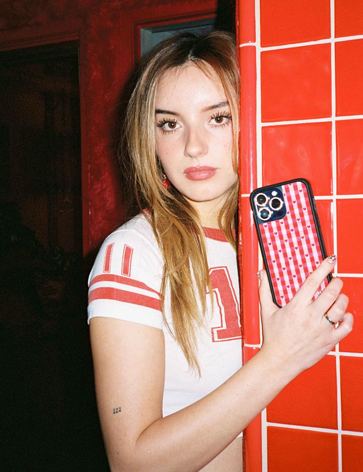 Wildflower Iphone 15 Pro Cases Red Gingham Hearts  USA |  SBPX-92460